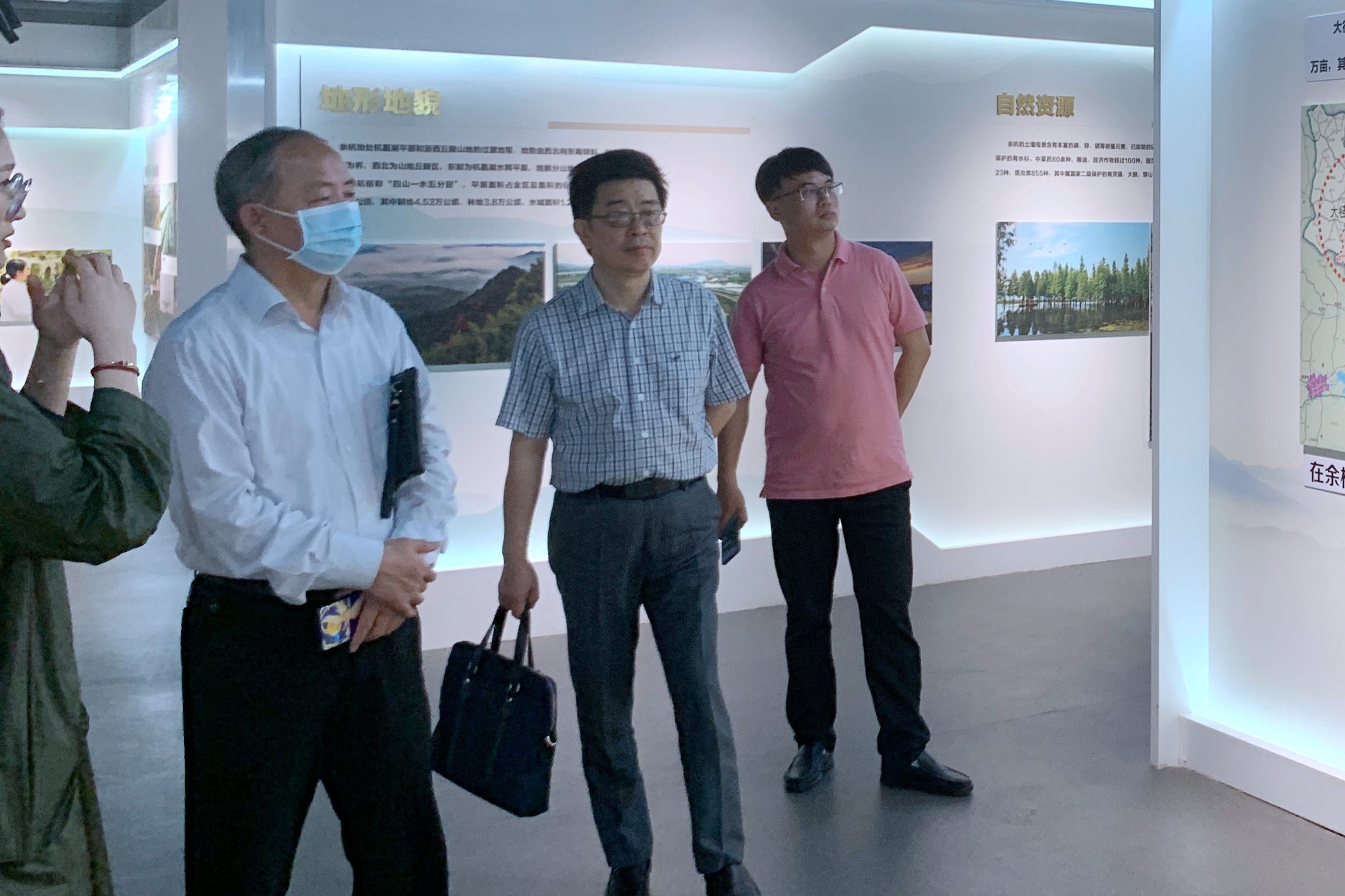 中茶院尹祎院长一行到访开云体云APP官网入口