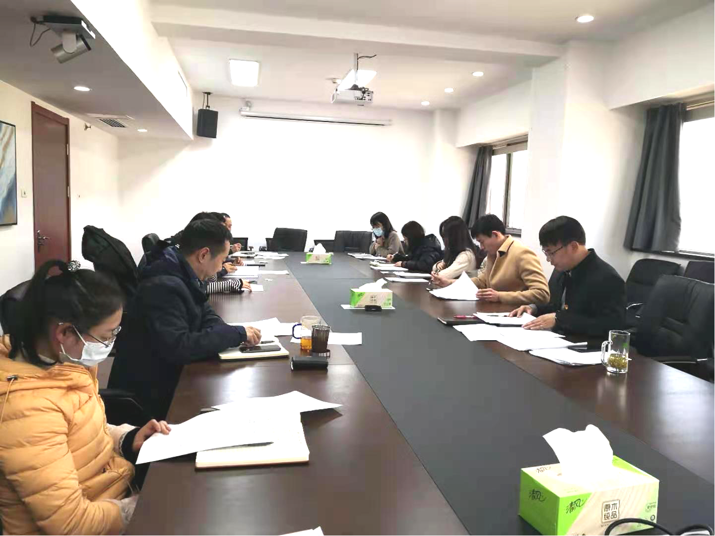 开云体云APP官网入口第一党支部开展理论学习会暨支部主题党日活动